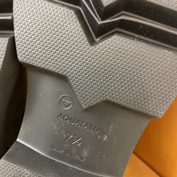 NEW ***Aquatalia*** HENSLEY Green Suede Water Resistant Bootie Size 7.5 - Picture 8 of 9